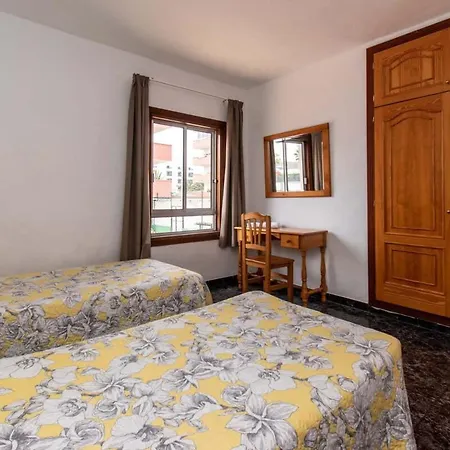 Floritas 21 - One Bed Ground Floor With Pool View *