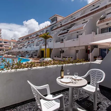 Floritas 21 - One Bed Ground Floor With Pool View Apartment