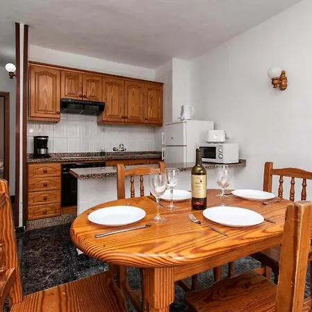 Floritas 21 - One Bed Ground Floor With Pool View Apartment Playa de las Americas (Tenerife)