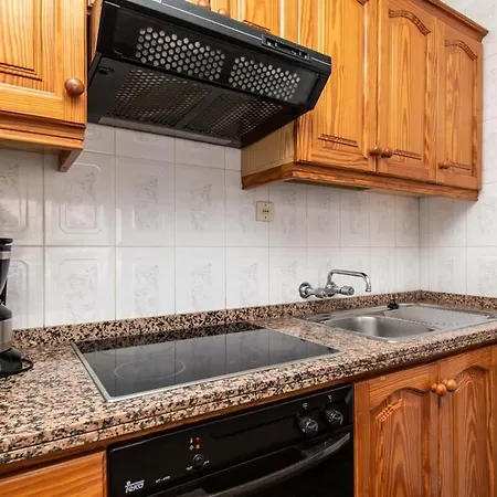 Floritas 21 - One Bed Ground Floor With Pool View Playa de las Americas (Tenerife)