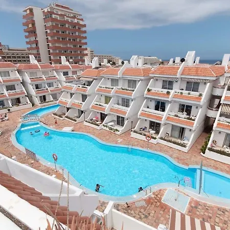 Floritas 21 - One Bed Ground Floor With Pool View